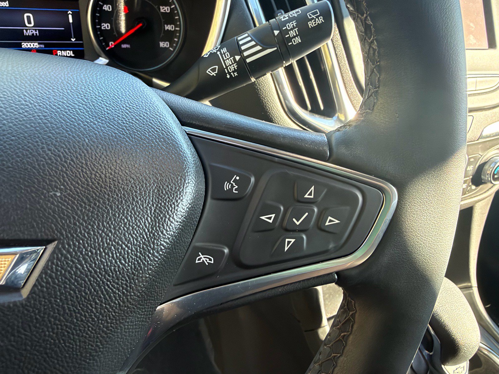 Used 2024 Chevrolet Equinox LT w/ LPO, Floor Liner Package FWD image 27
