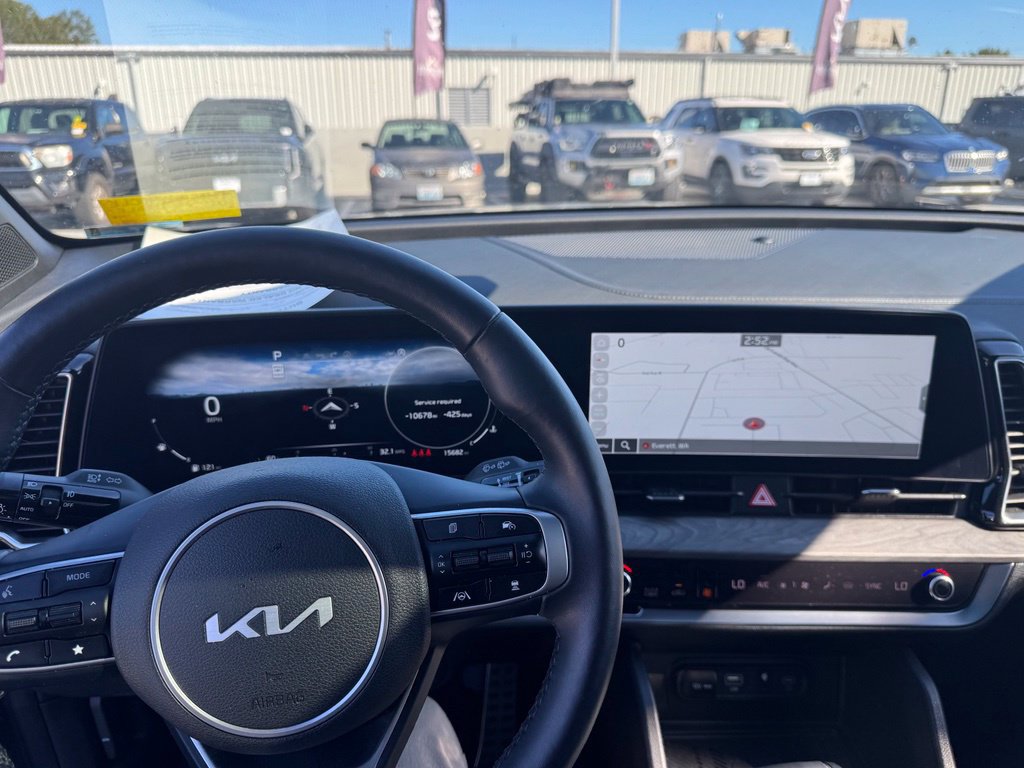 Used 2025 Kia Sportage X-Pro AWD/4WD image 5