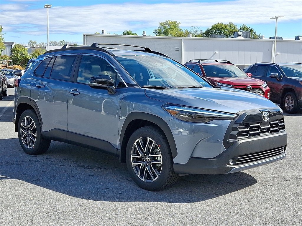 New 2026 Toyota Corolla Cross XLE image 3