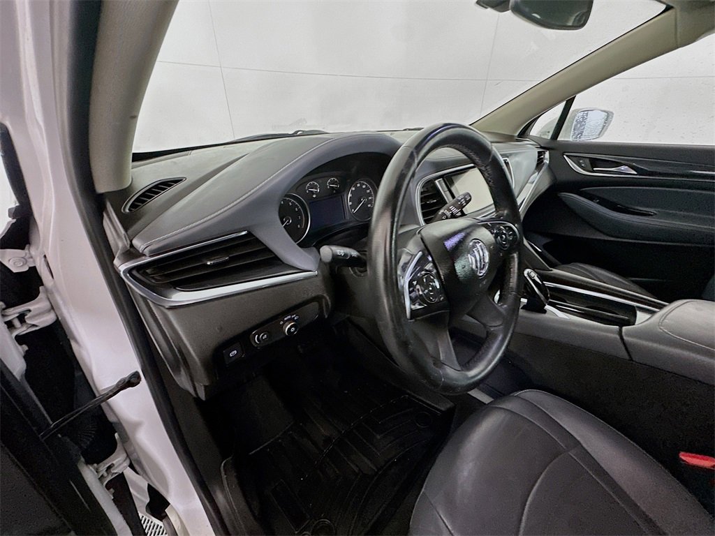 Used 2019 Buick Enclave Essence image 9