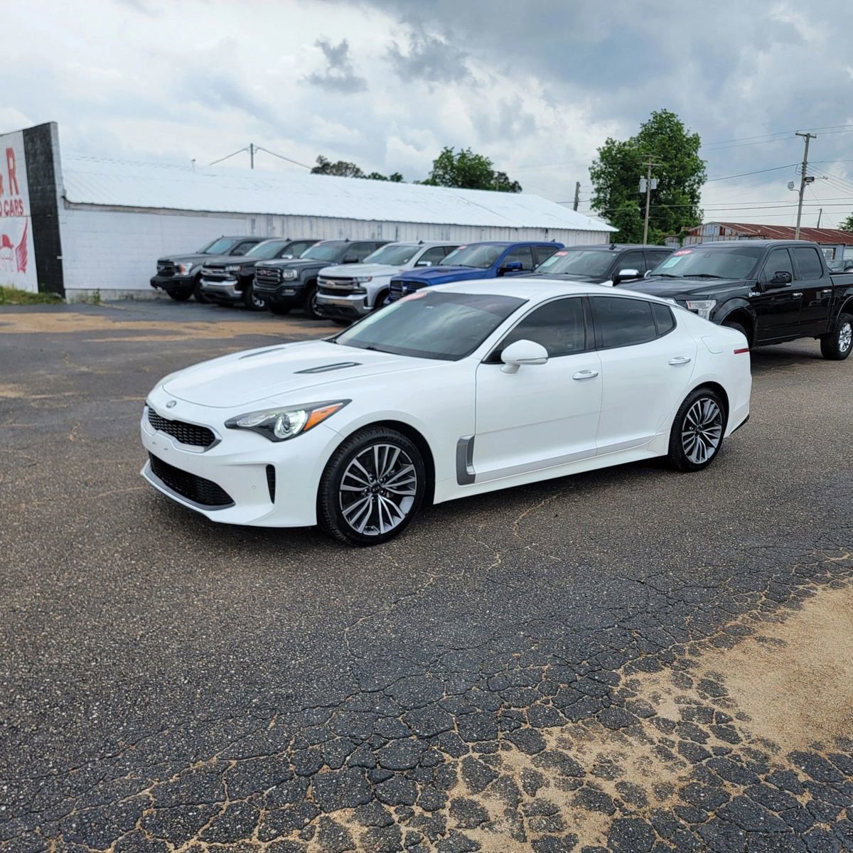 Used 2019 Kia Stinger image 2