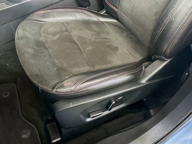 Used 2018 Ford Explorer XLT w/ Equipment Group 202A image 21