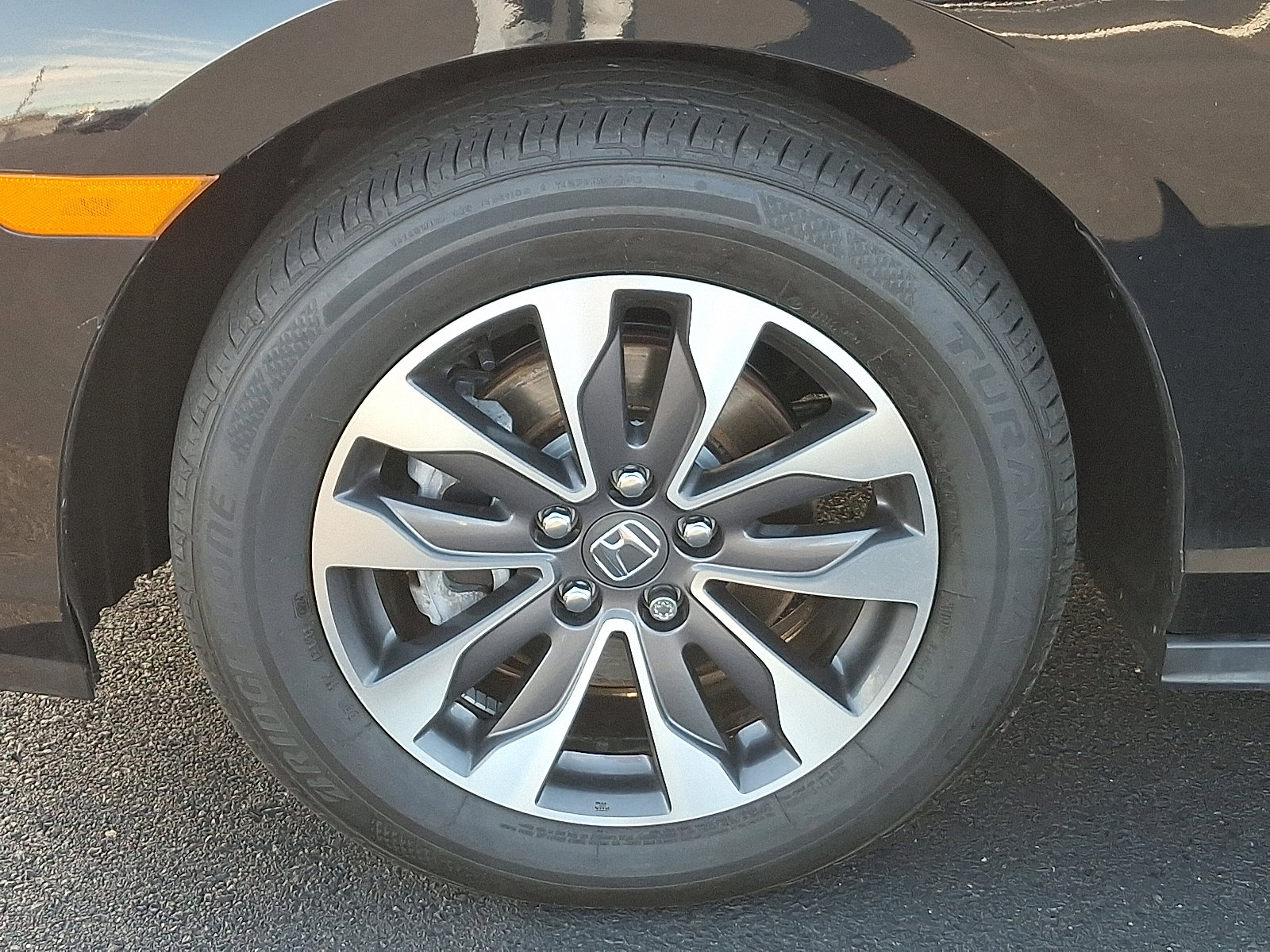 Used 2024 Honda Odyssey EX-L image 27