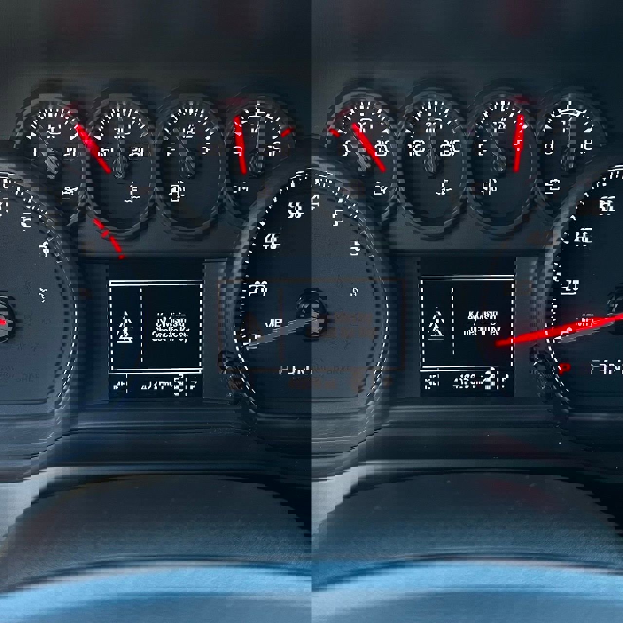 Used 2023 Chevrolet Silverado 1500 Custom image 16