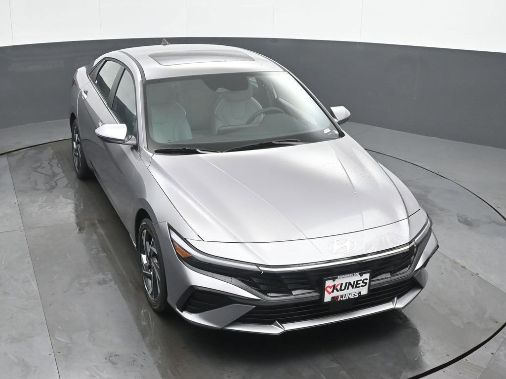 New 2026 Hyundai Elantra Limited w/ Cargo Package image 38