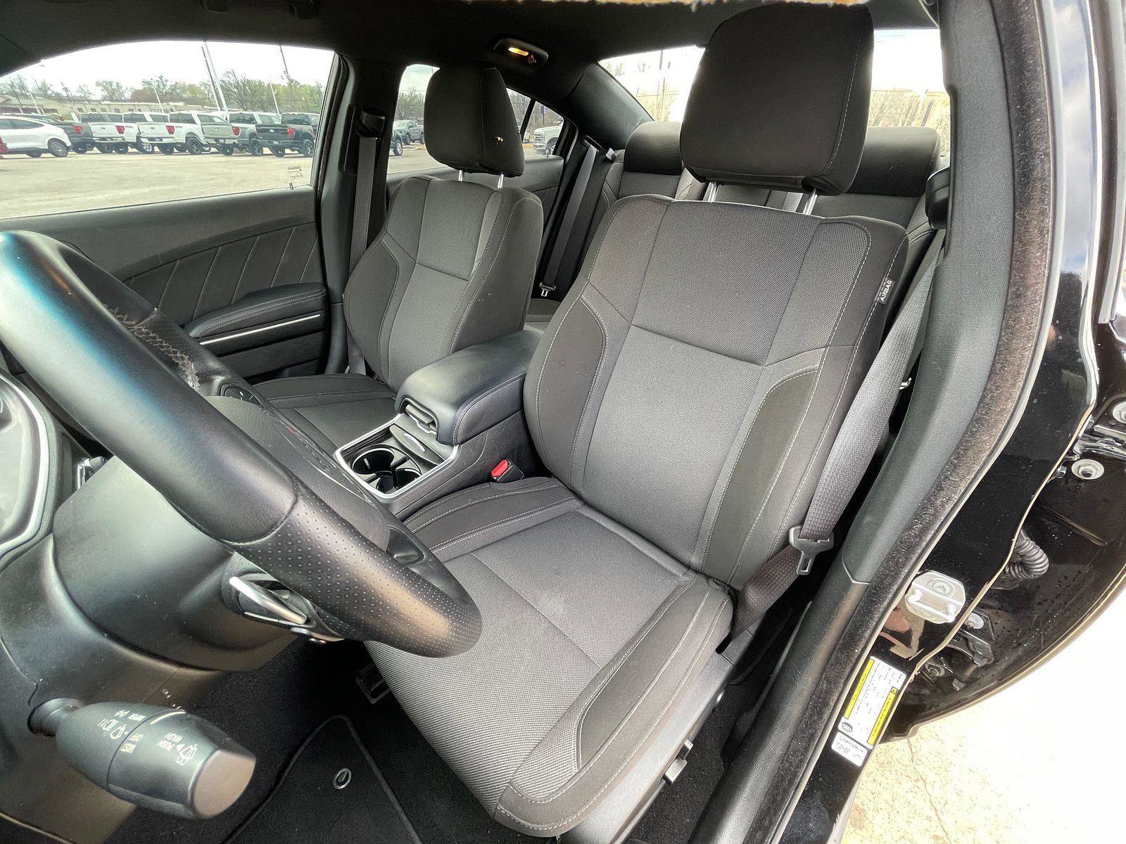 Certified 2022 Dodge Charger SXT AWD/4WD image 10