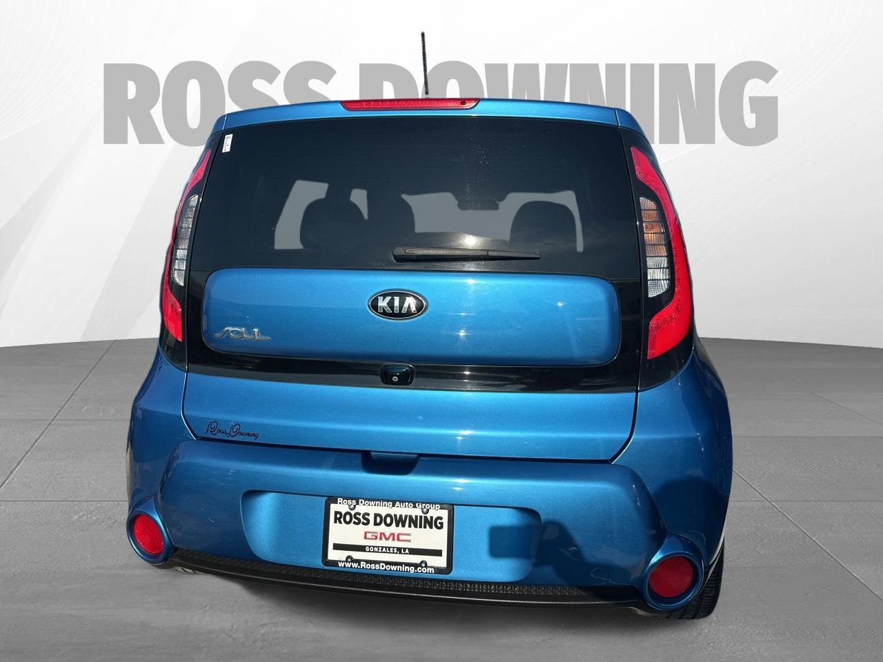 Used 2015 Kia Soul + w/ Audio Package FWD image 5