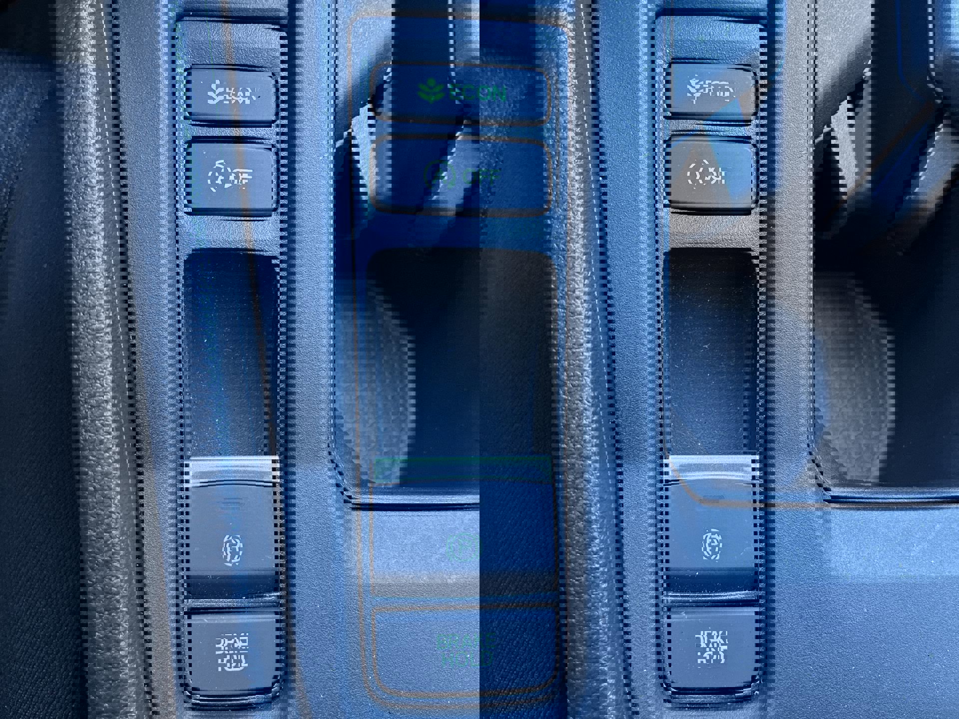 Certified 2025 Honda Accord LX image 39