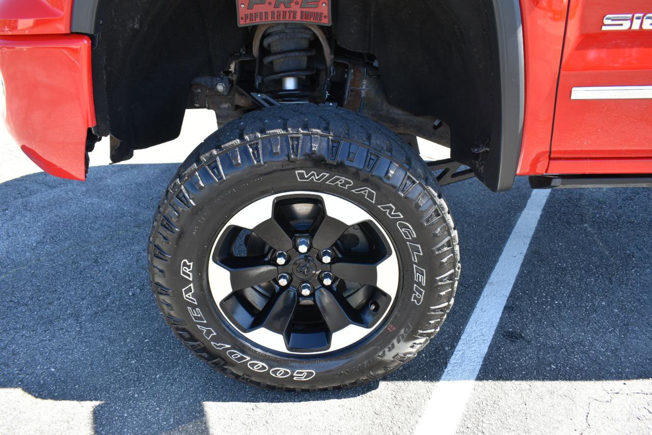 Used 2017 GMC Sierra 1500 SLT w/ Max Trailering Package image 31