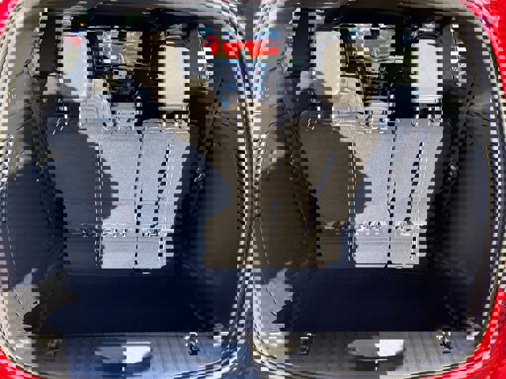 New 2026 Chrysler Pacifica Select image 13