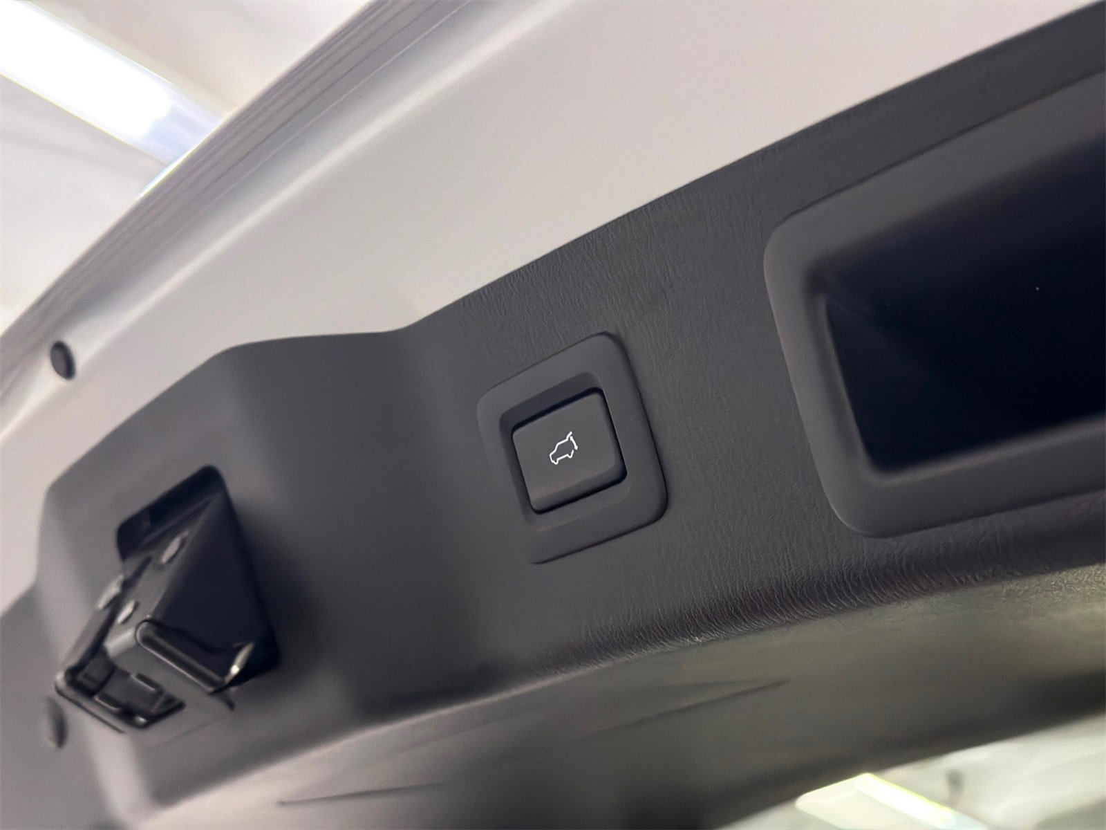 Used 2025 MAZDA CX-5 Signature image 9