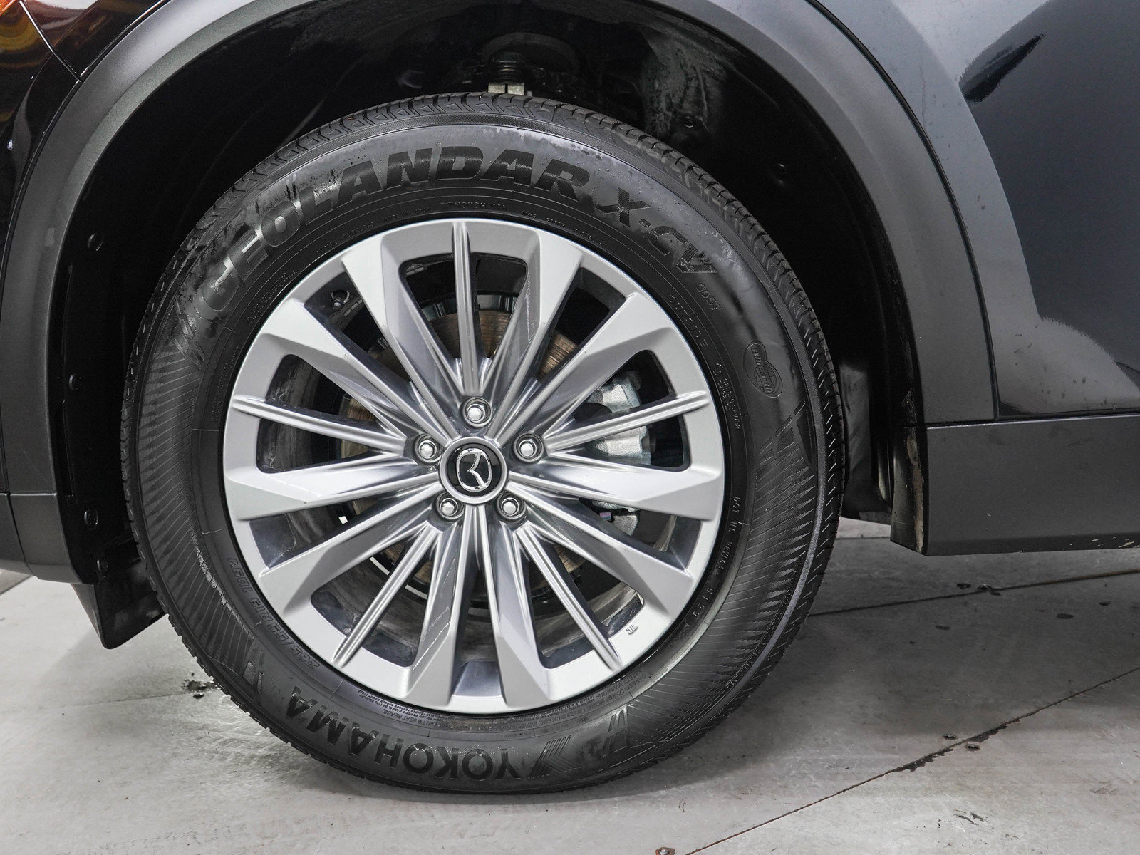 Used 2024 MAZDA CX-90 3.3 Turbo w/ Preferred Package AWD/4WD image 32