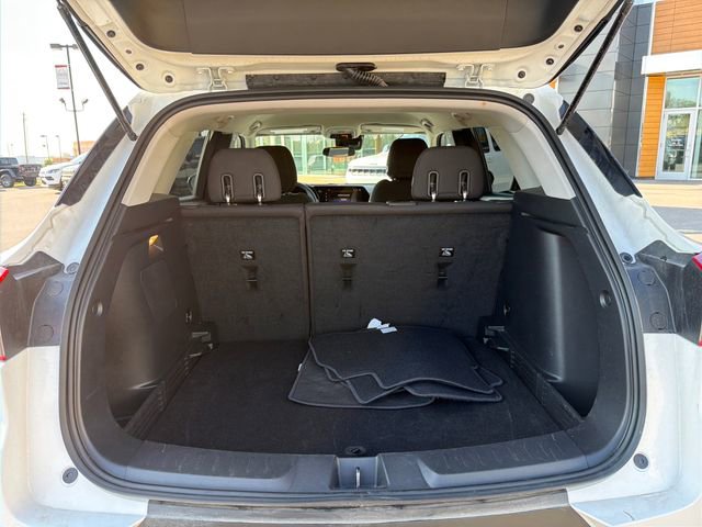 Used 2025 Chevrolet TrailBlazer LT AWD/4WD image 24