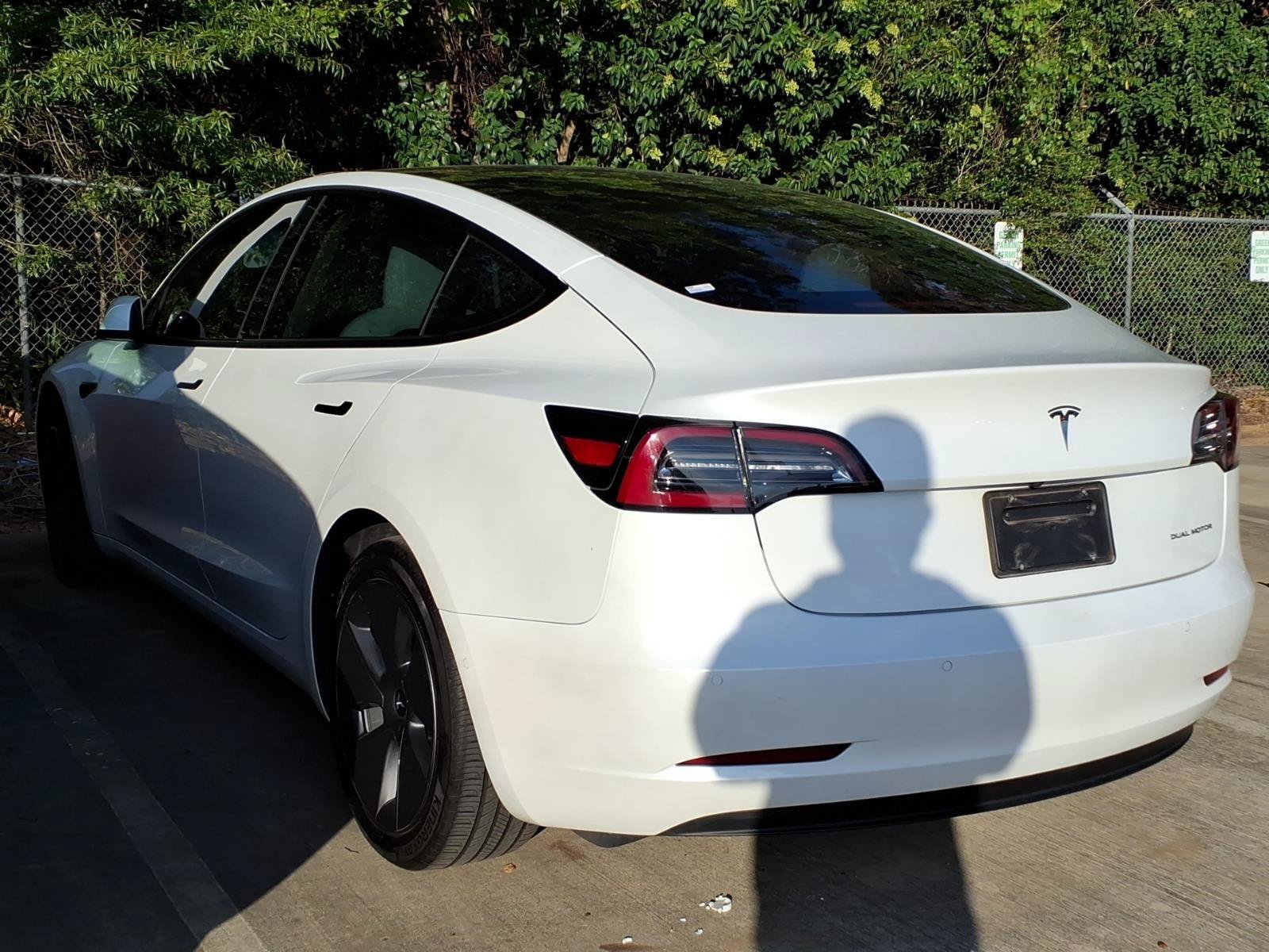 Used 2022 Tesla Model 3 Long Range AWD/4WD image 2