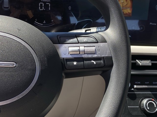 New 2025 Hyundai Tucson SE image 18