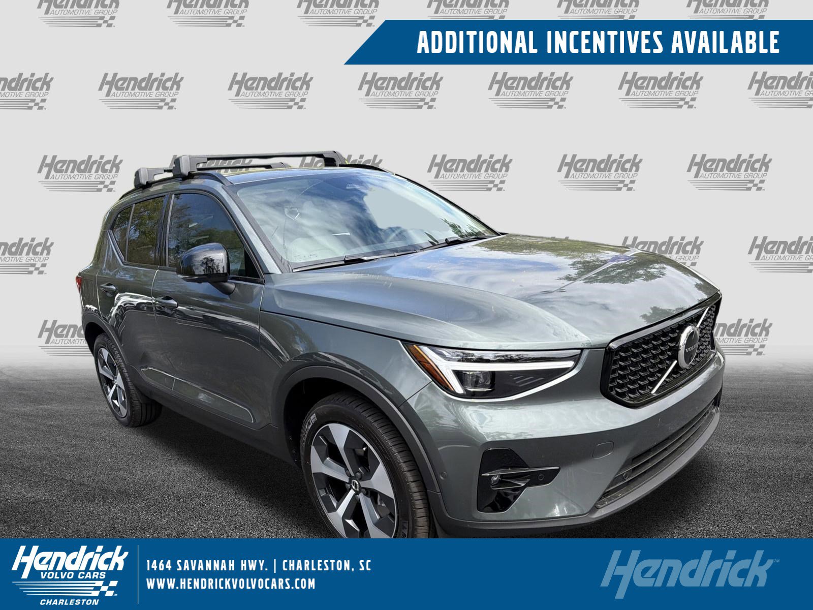 New 2026 Volvo XC40 B5 Plus w/ Protection Package Premier