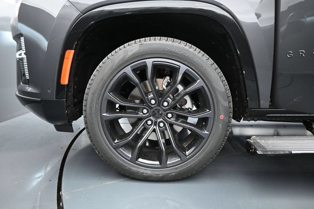 New 2026 Jeep Grand Wagoneer L Summit AWD/4WD image 38