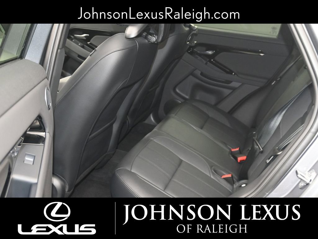 Used 2026 Land Rover Range Rover Evoque Dynamic SE image 12