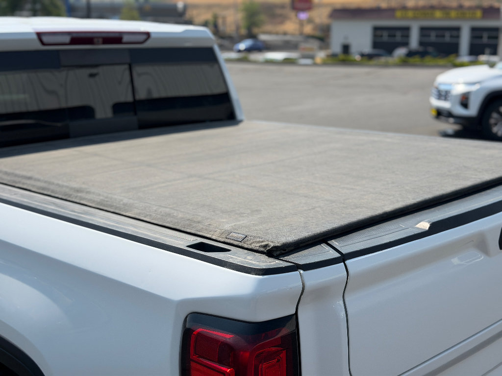 Used 2019 GMC Sierra 1500 SLT w/ SLT Premium Plus Package AWD/4WD image 21