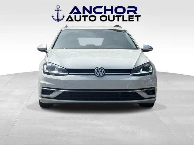 Used 2019 Volkswagen Golf S image 2