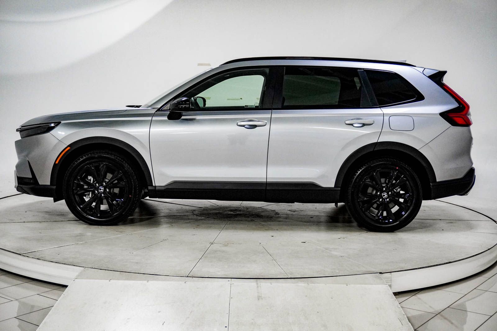 Certified 2026 Honda CR-V Sport Touring image 5