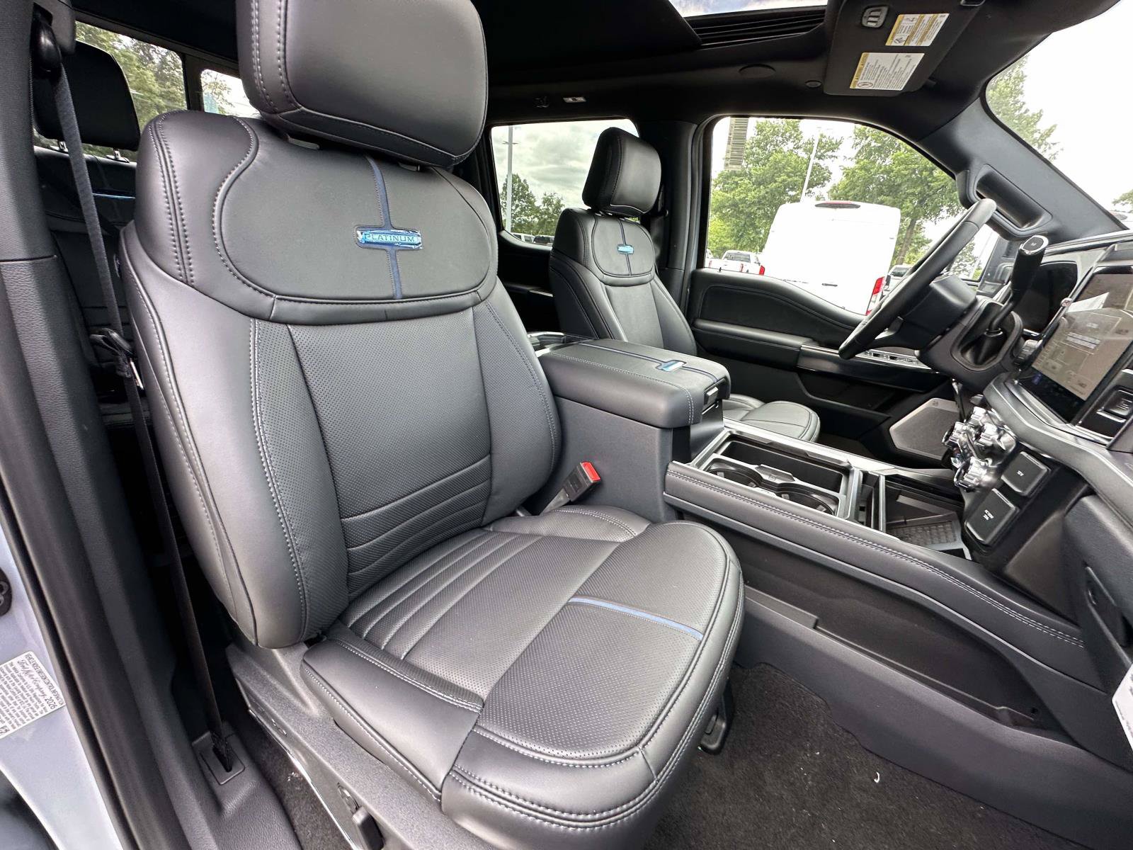 New 2026 Ford F350 Platinum AWD/4WD image 22