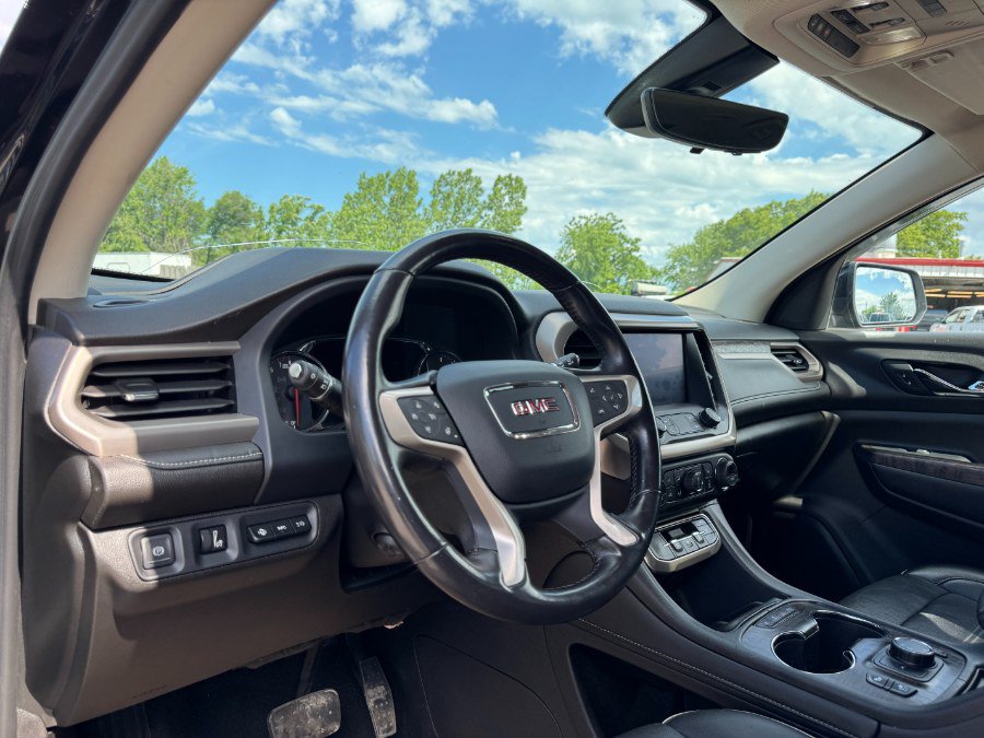 Used 2022 GMC Acadia Denali w/ GMC Pro Grade Package AWD/4WD image 14