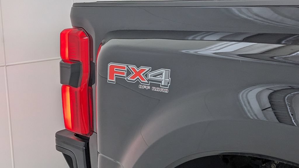 Certified 2024 Ford F450 Platinum w/ FX4 Off-Road Package AWD/4WD image 42