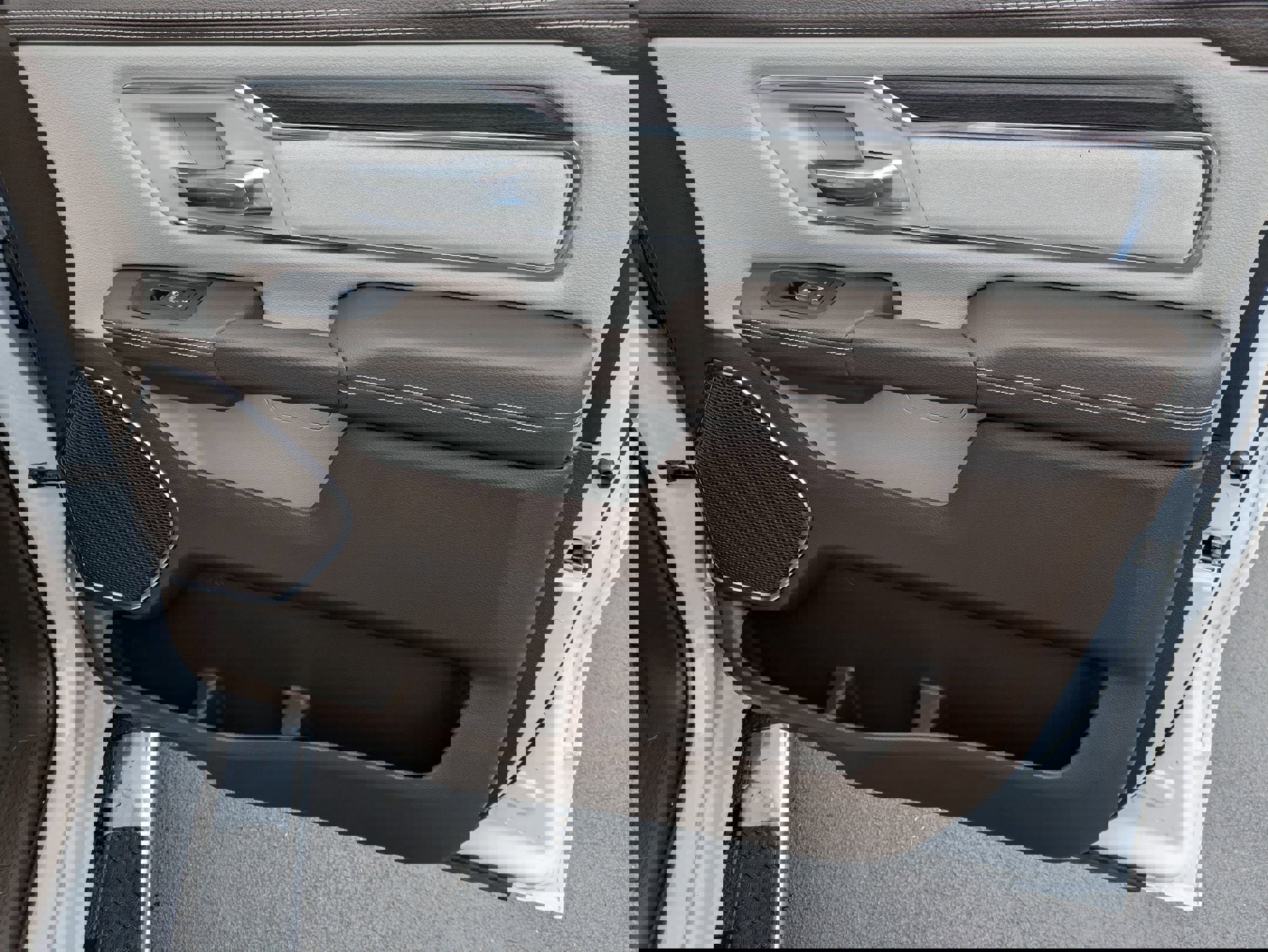 Certified 2026 RAM 1500 Laramie w/ Bed Utility Group image 35