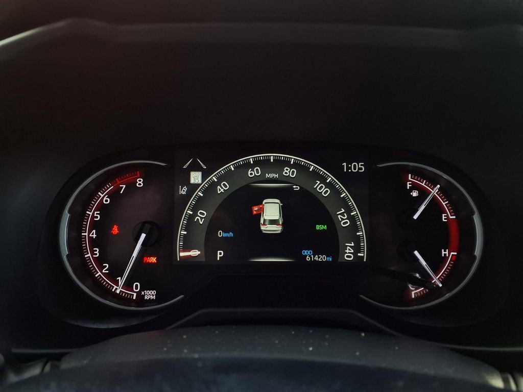 Used 2023 Toyota RAV4 XLE w/ Convenience Package FWD image 13