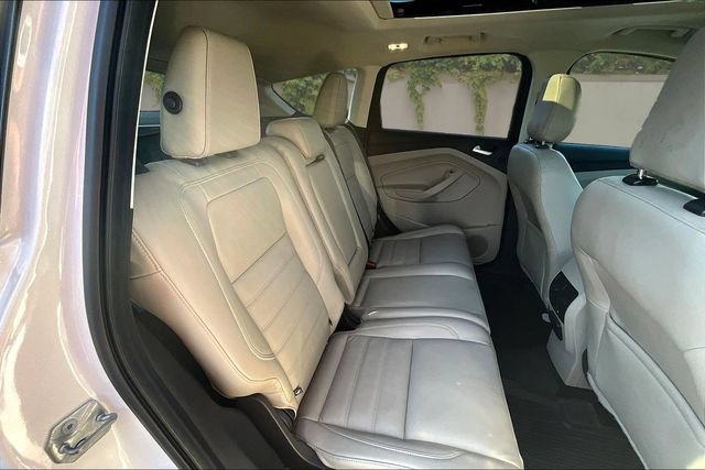 Used 2019 Ford Escape Titanium AWD/4WD image 25