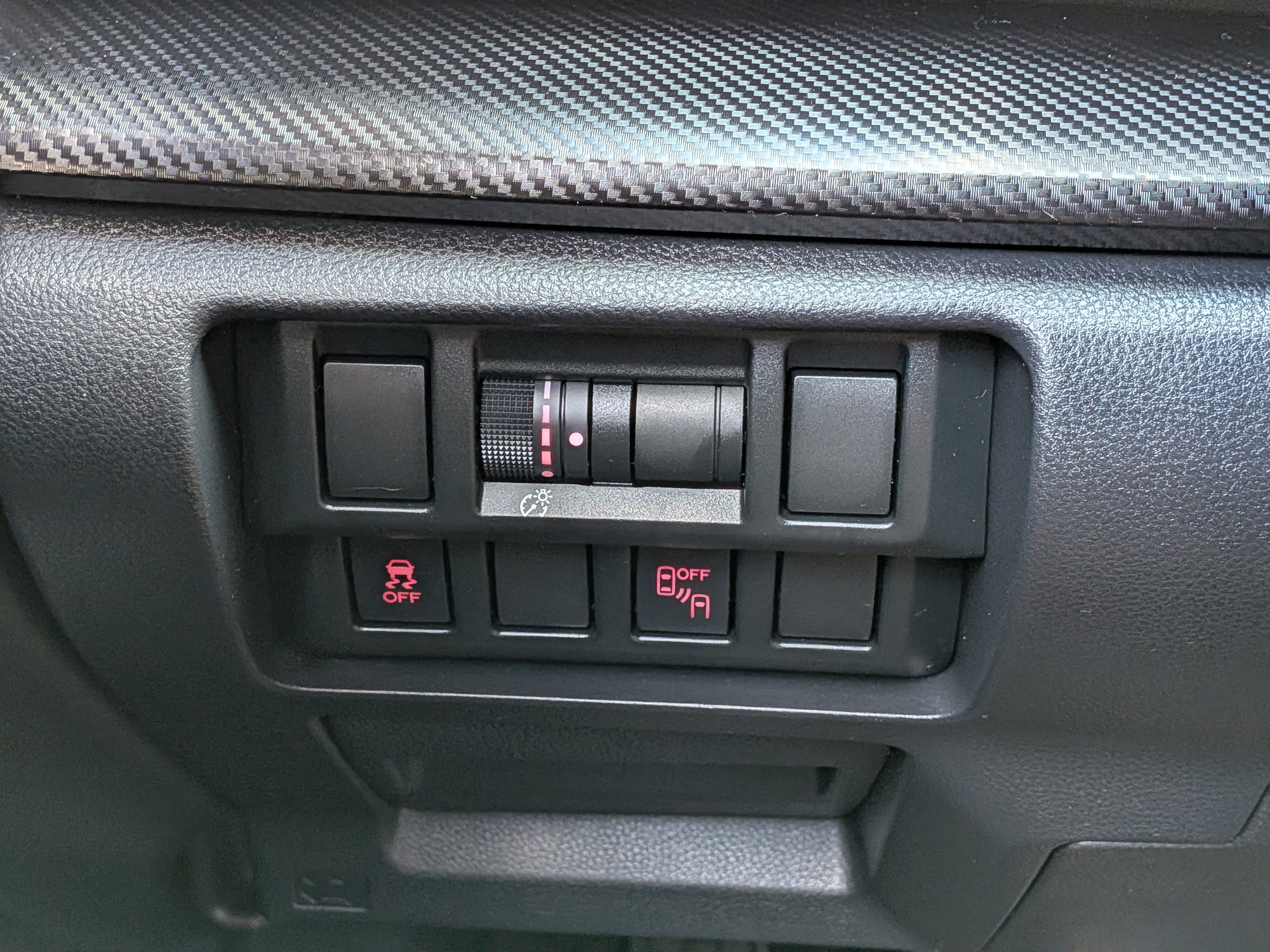 Used 2018 Subaru Crosstrek 2.0i Premium w/ Moonroof Package image 23