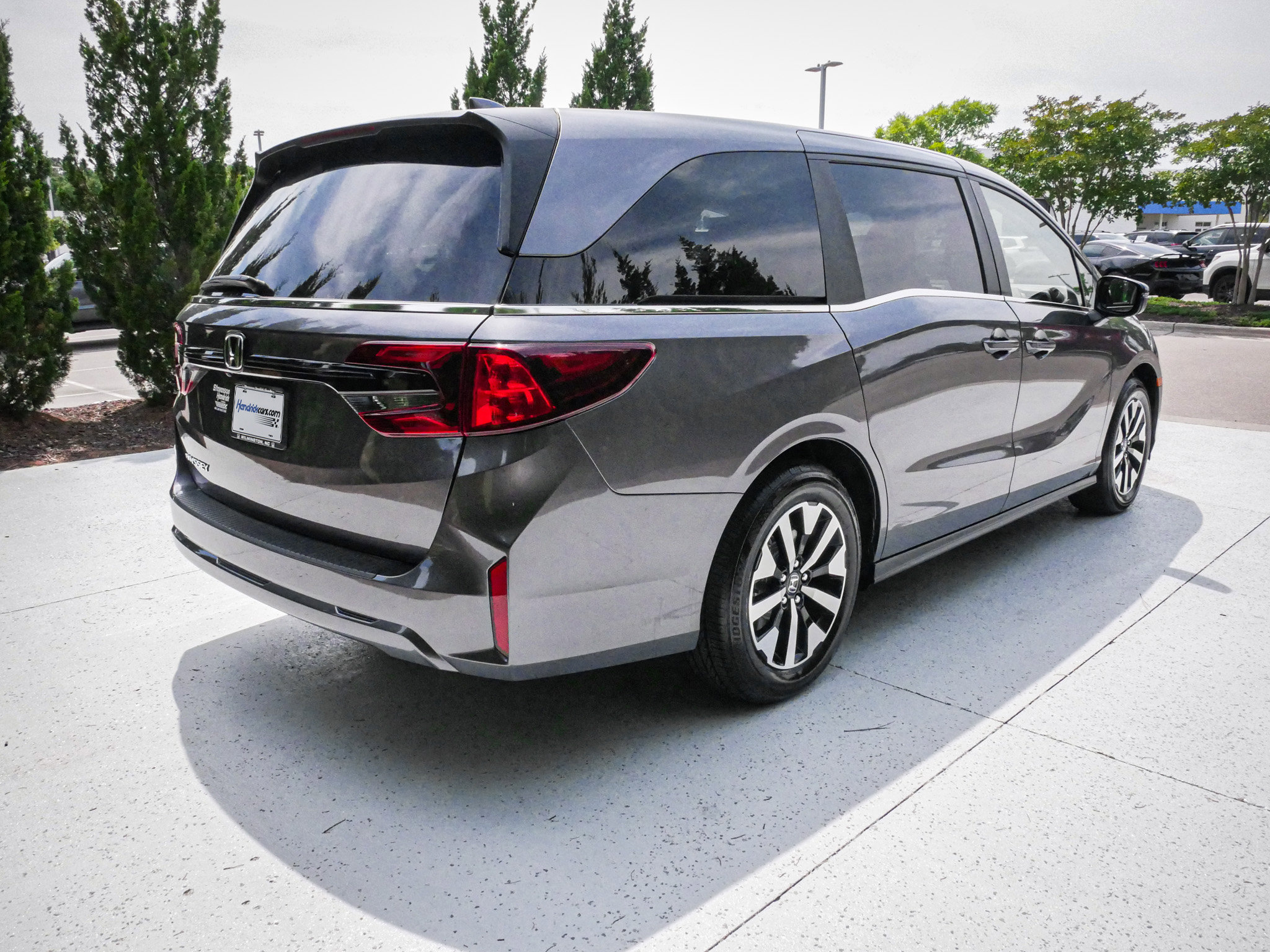 Used 2026 Honda Odyssey EX-L image 10