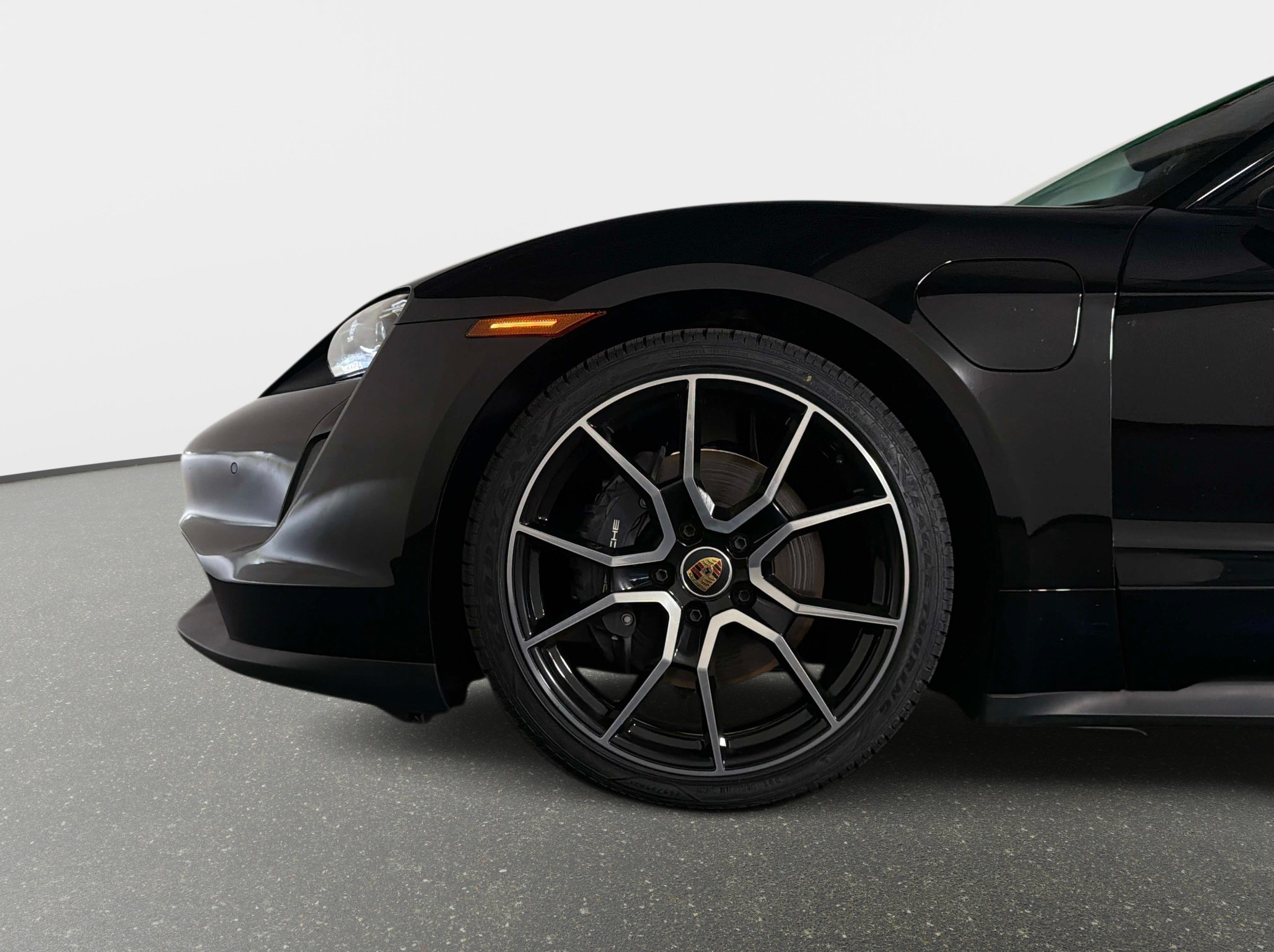 Used 2024 Porsche Taycan w/ Premium Package RWD image 11