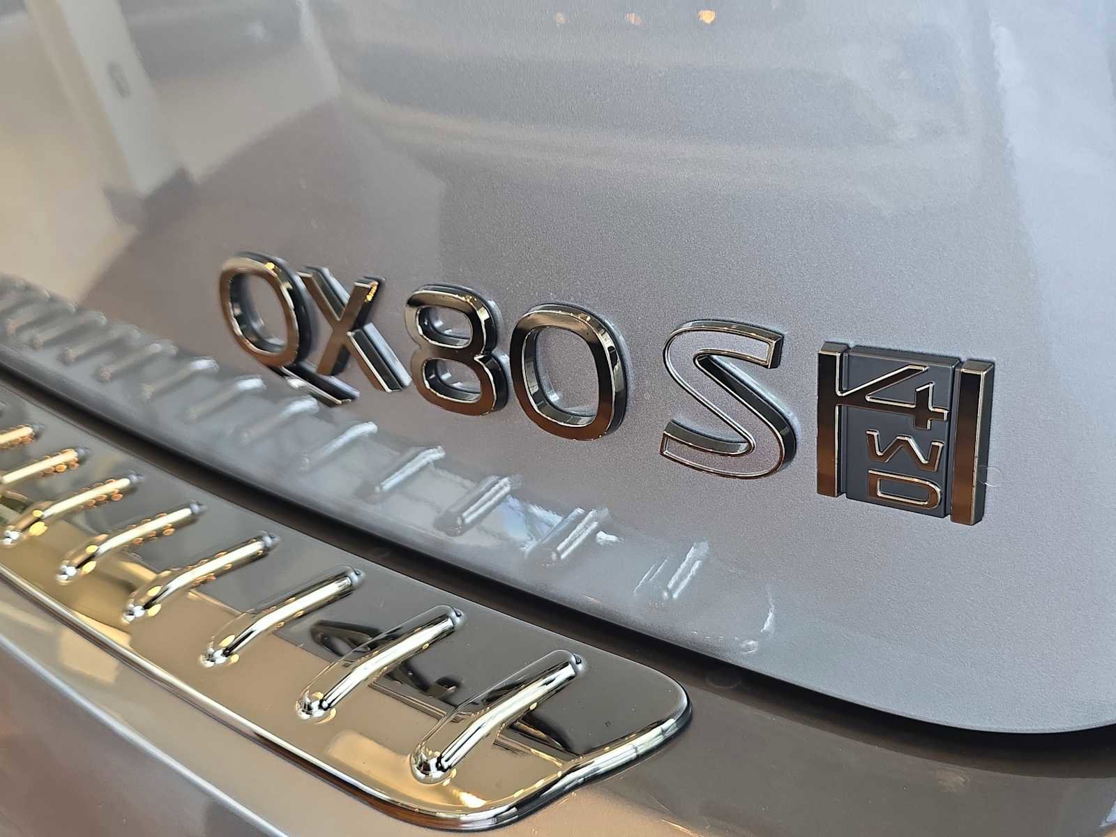 New 2026 INFINITI QX80 4WD w/ Sport Exterior Package image 6