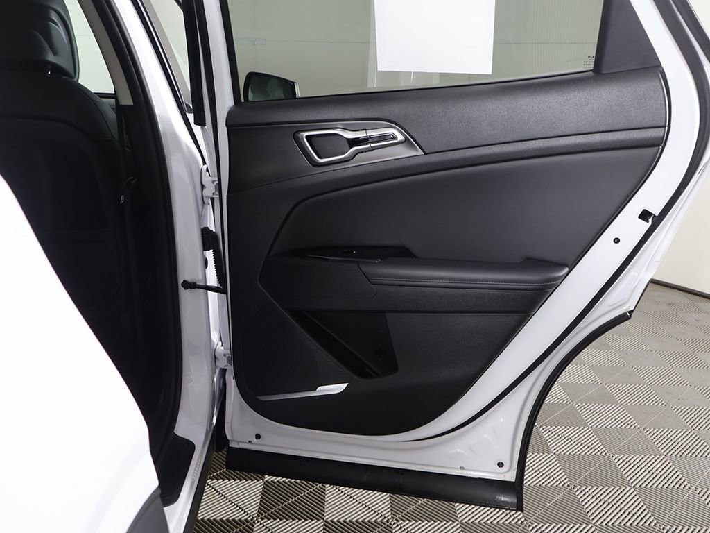 Used 2023 Kia Sportage EX image 25