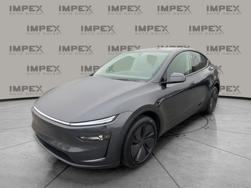 Used 2026 Tesla Model Y Long Range image 1