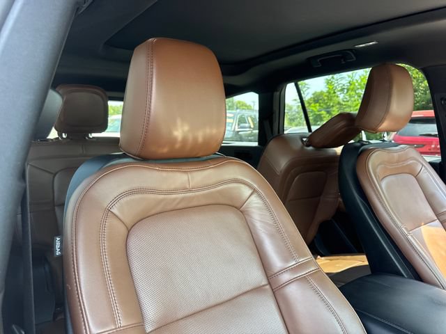 Used 2022 Lincoln Aviator Reserve w/ Elements Package Plus RWD image 28