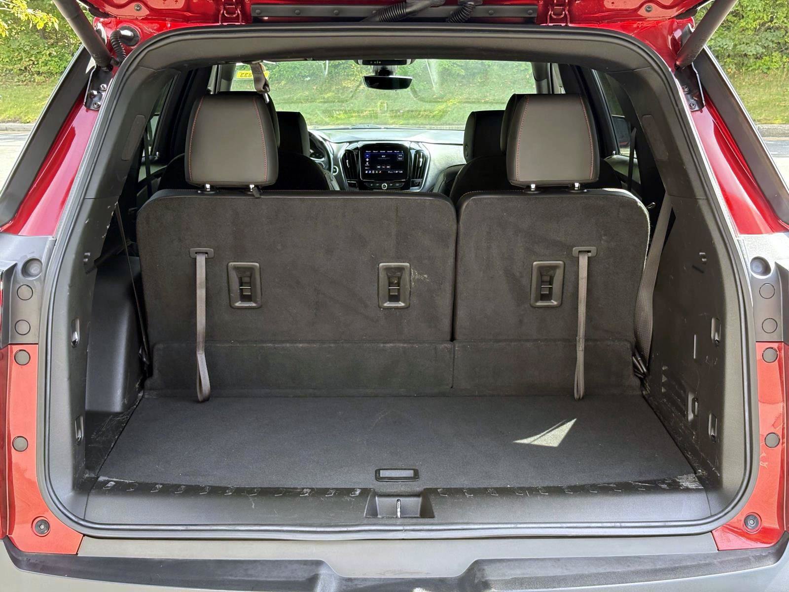 Used 2023 Chevrolet Traverse RS AWD/4WD image 9