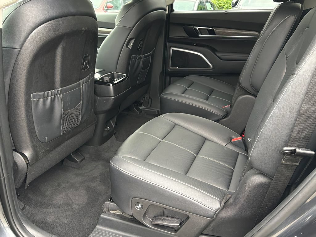 Certified 2022 Kia Telluride EX w/ EX Premium Package AWD/4WD image 20