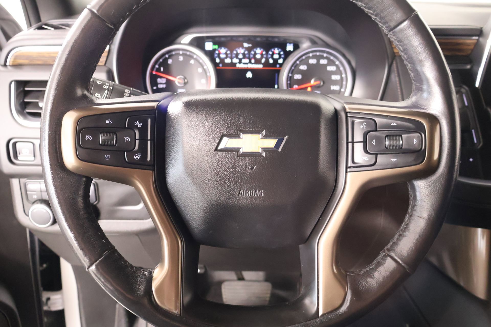 Used 2021 Chevrolet Tahoe High Country AWD/4WD image 3