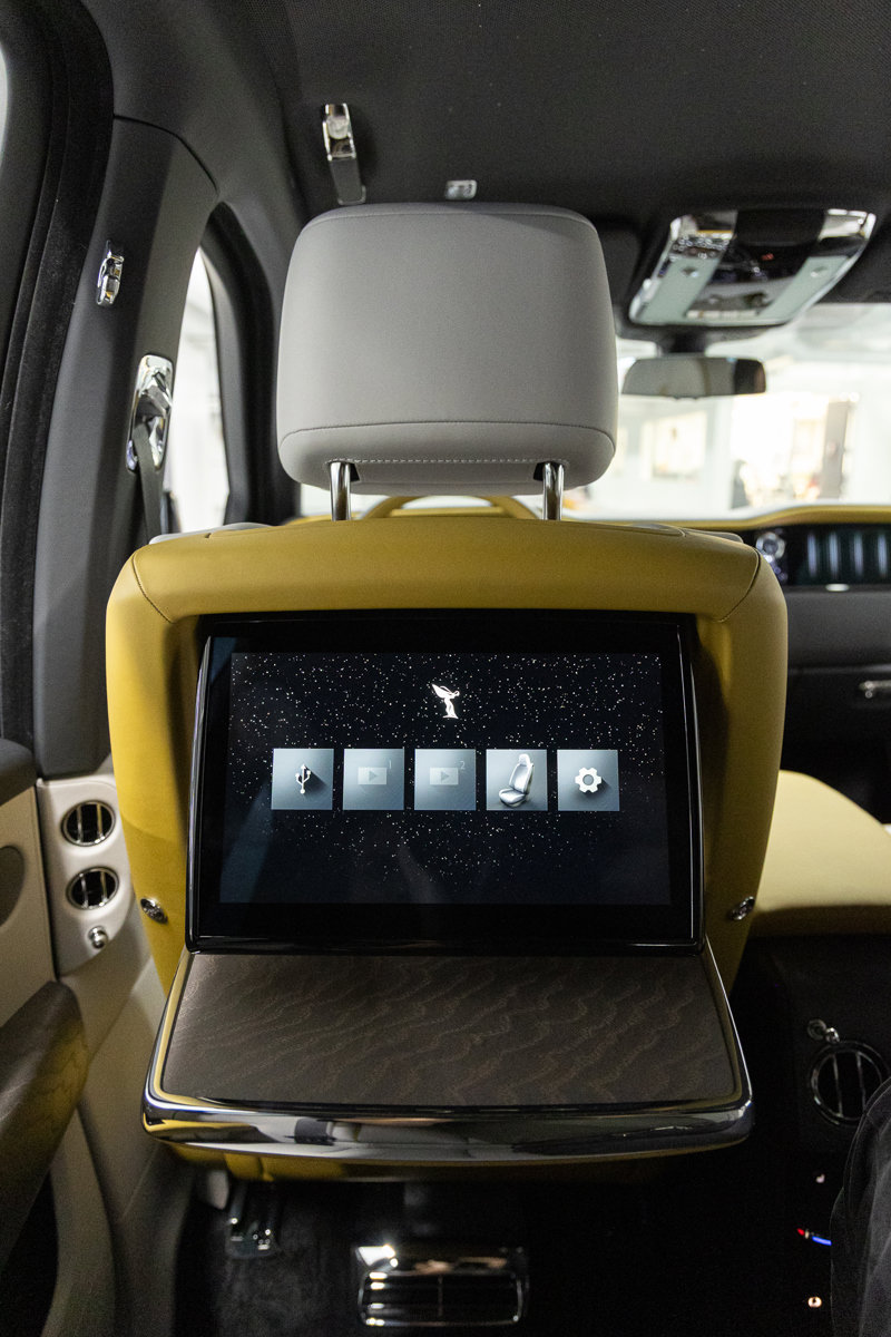 New 2026 Rolls-Royce Cullinan AWD/4WD image 37