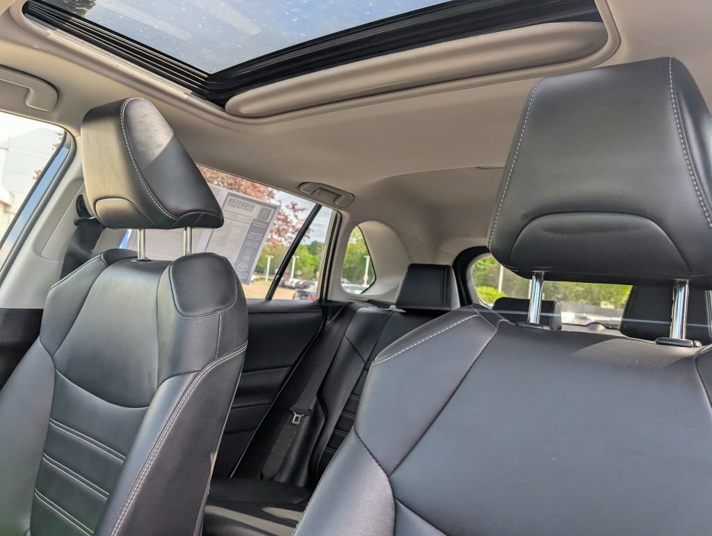 Used 2023 Toyota RAV4 XLE Premium AWD/4WD image 17