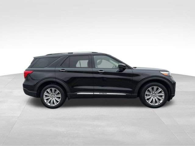 Used 2022 Ford Explorer Limited w/ Equipment Group 301A AWD/4WD image 10
