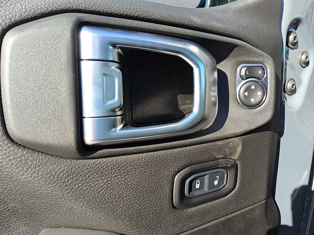 New 2026 Jeep Gladiator Sport S image 18