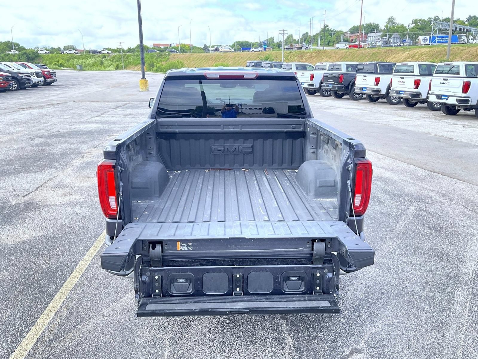 Certified 2023 GMC Sierra 1500 SLT w/ SLT Premium Package AWD/4WD image 21