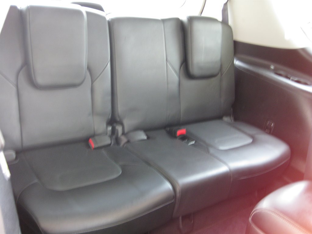 Used 2017 Nissan Armada Platinum w/ Captain Seat Package AWD/4WD image 32