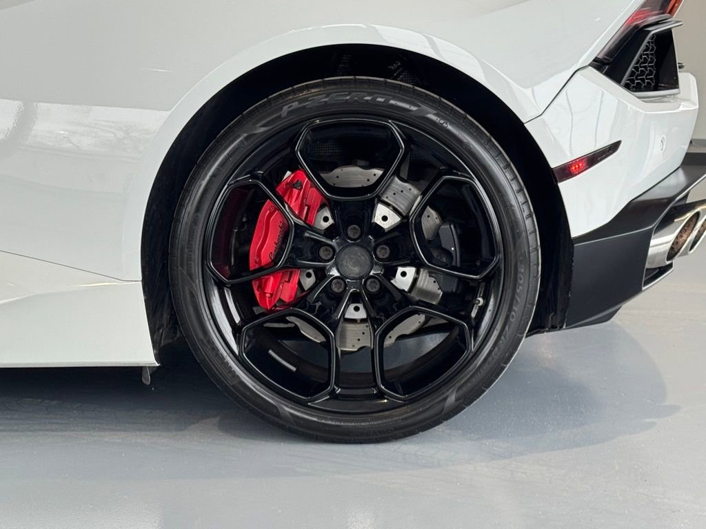 Used 2016 Lamborghini Huracan LP 580-2 image 16