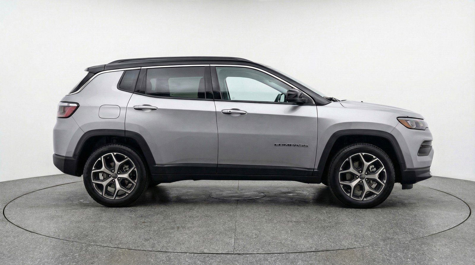 Used 2025 Jeep Compass Limited image 11