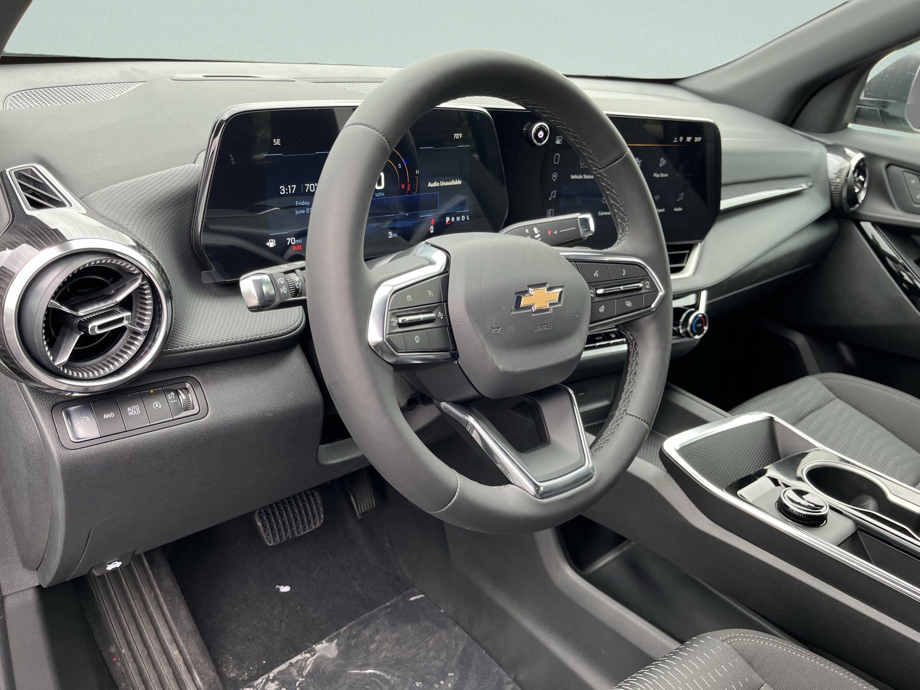 New 2026 Chevrolet Equinox LT w/ Safety and Technology Package image 18